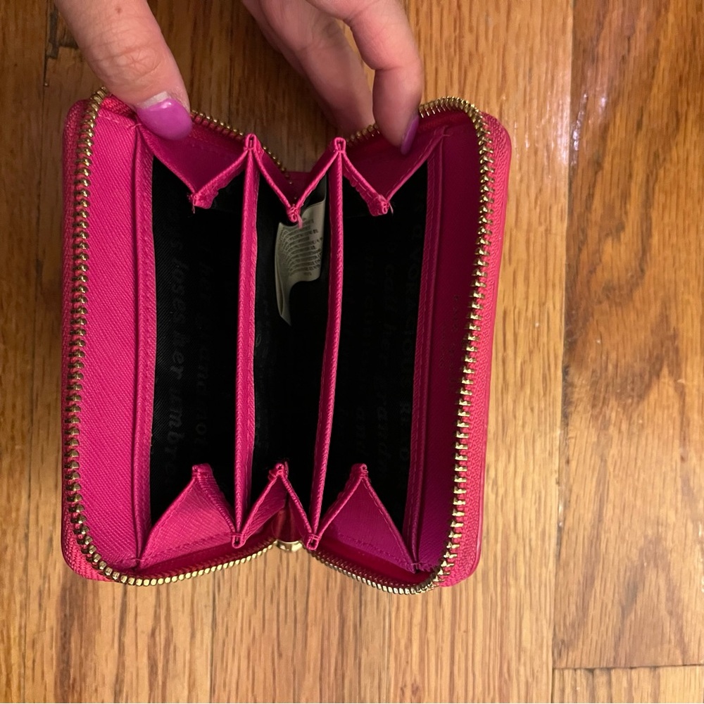 Kate Spade “L” Key Pouch - Picture 13 of 16